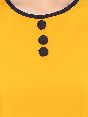 yellow poly crepe straight kurta - 14651456 - Standard Image - 4