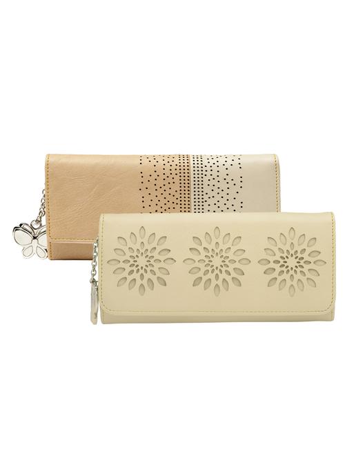 beige leatherette wallet - 14800779 - Very Small Image - 1