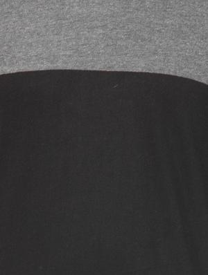 black cotton color block t-shirt - 14862082 - Standard Image - 4