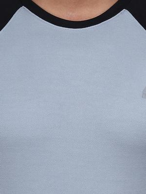 grey polyester raglan tshirt - 14881764 - Standard Image - 4