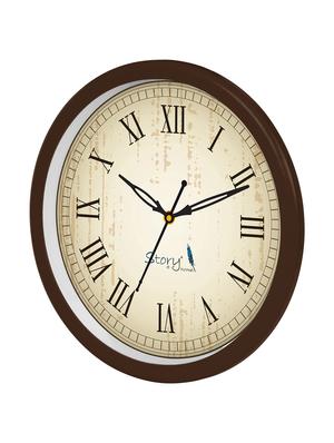 glass round shape wall clock - 14901828 - Standard Image - 4