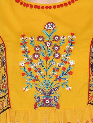 mustard cotton tiered kurta - 14905959 - Standard Image - 4