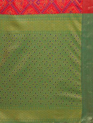 Zari bordered woven saree with blouse - 14909568 - Standard Image - 4