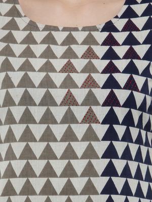 Geometric straight kurta & straight pant - 14921208 - Standard Image - 4