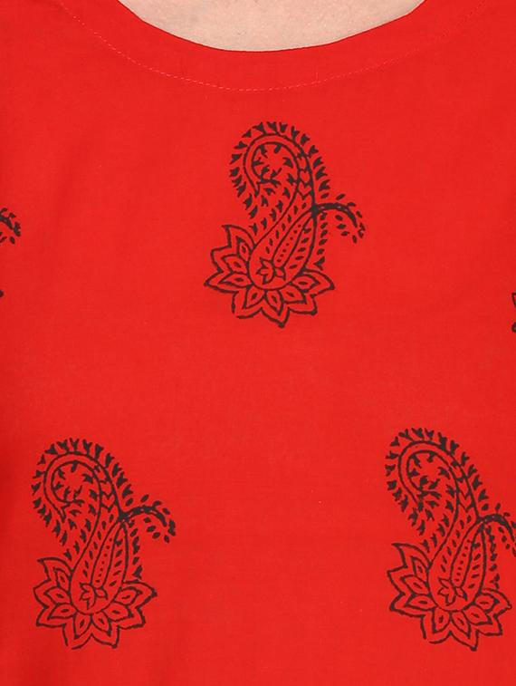 red cotton straight kurta - 14924546 - Zoom Image - 4