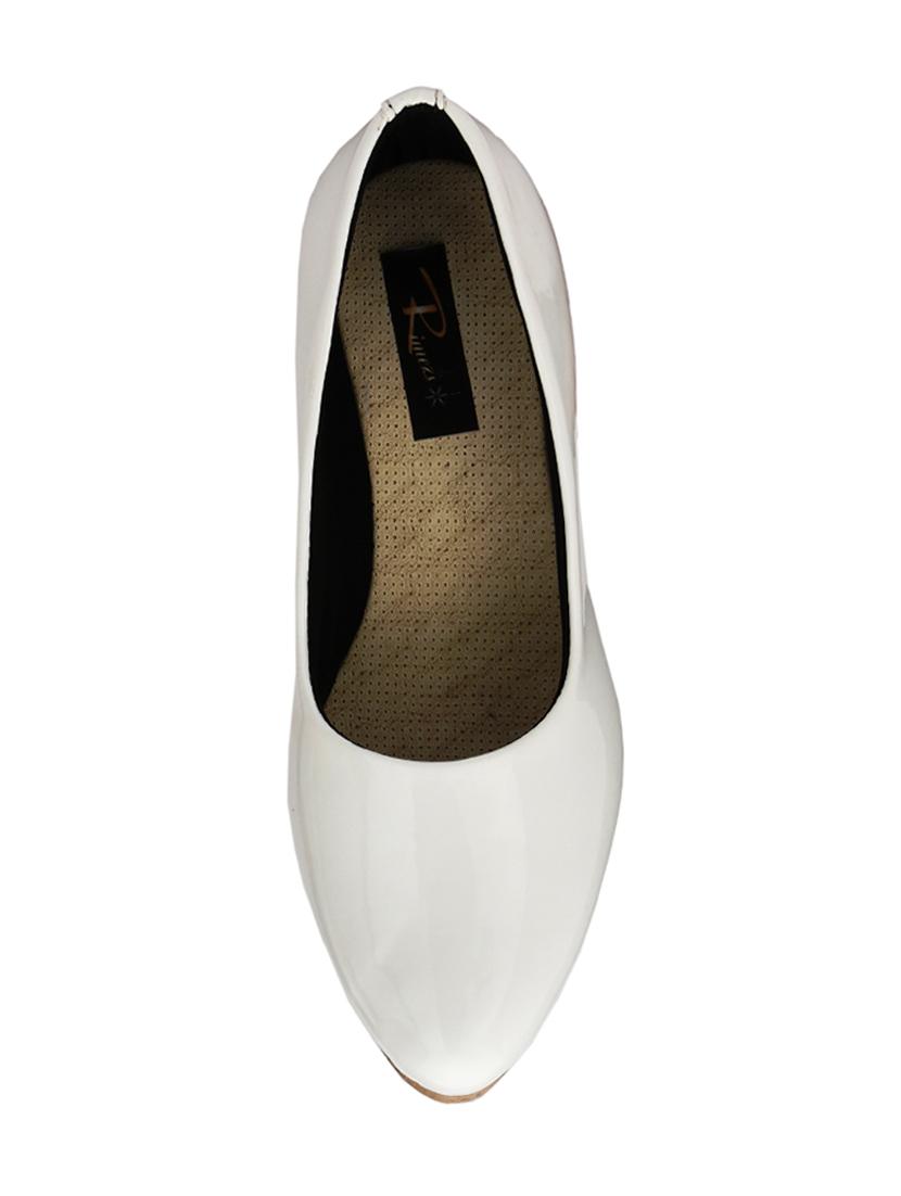 white leatherette slip on pumps - 14987224 - Zoom Image - 4