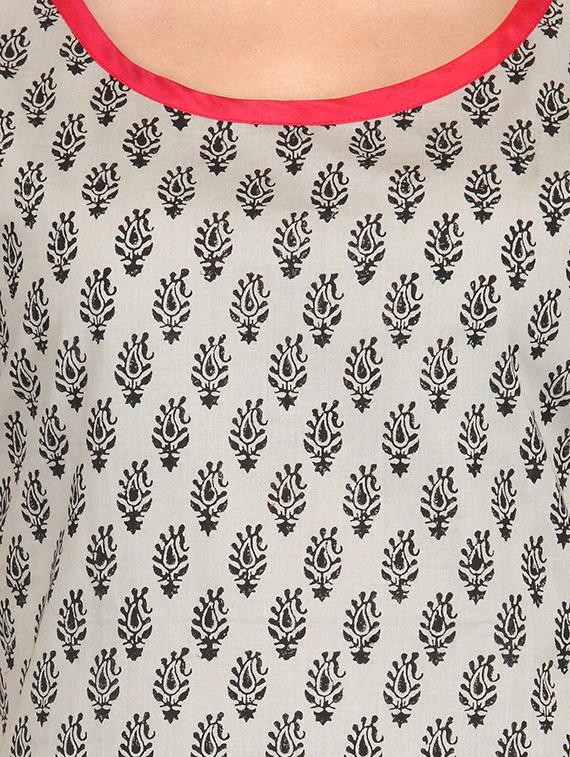 white color cotton sleeveless straight kurti - 14999521 - Zoom Image - 4