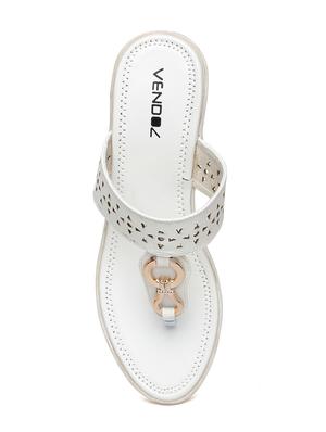 white toe separator wedge - 15001368 - Standard Image - 4