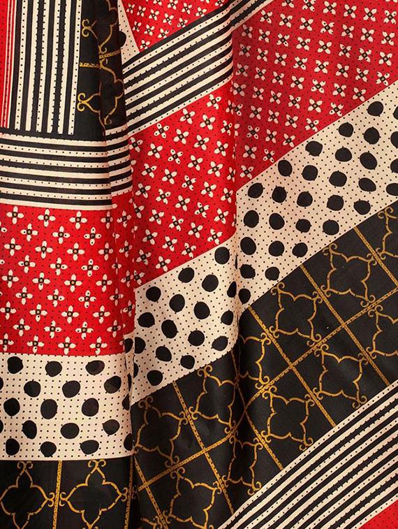 red ussar silk printed saree with blouse - 15012989 - Zoom Image - 4