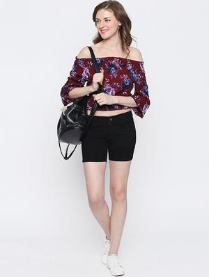 black denim shorts - 15015937 - Standard Image - 4