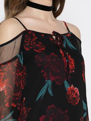 gathered detail floral top - 15016630 - Standard Image - 4