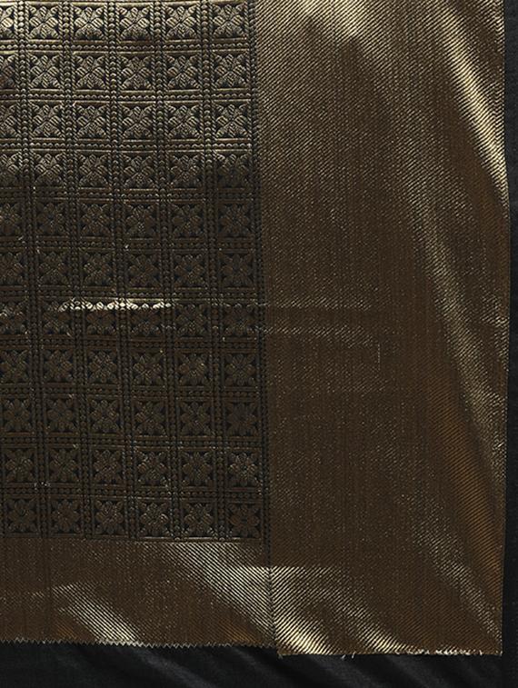 red banarasi silk saree with blouse - 15023160 - Zoom Image - 4