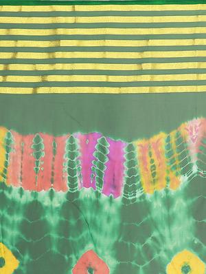 green chiffon tie & dye saree with blouse - 15032258 - Standard Image - 4