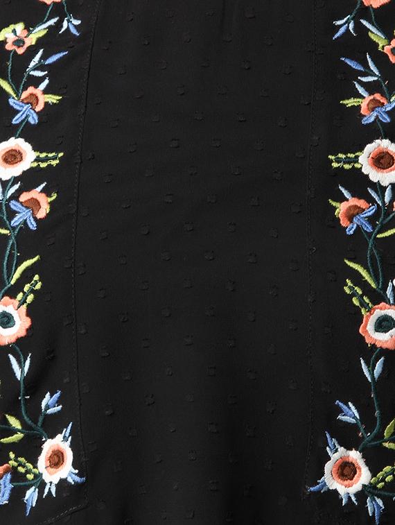 black solid embroidered top - 15037195 - Zoom Image - 4