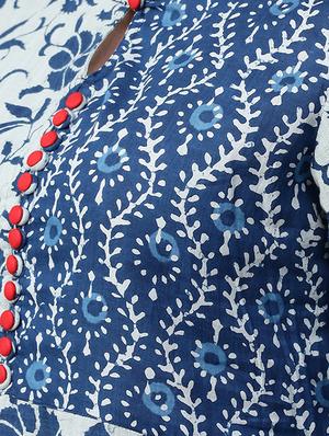 blue cotton a-line kurta - 15052454 - Standard Image - 4