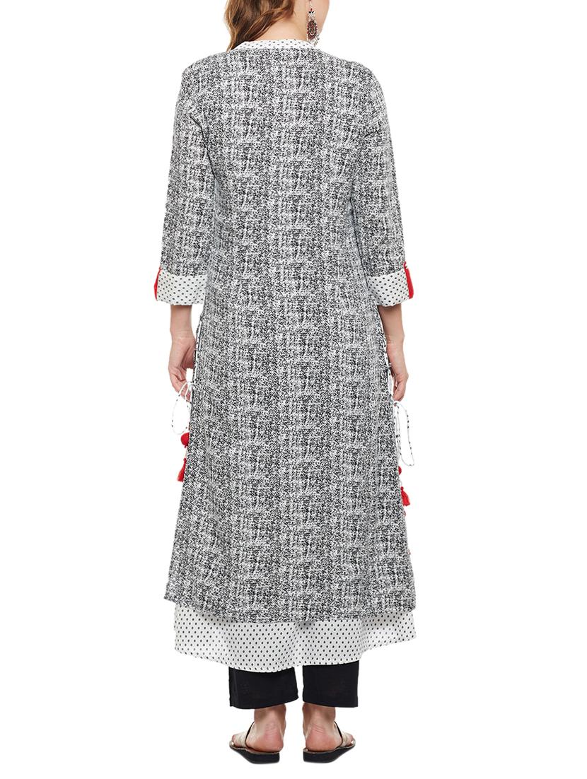 layered kurta with tassels - 15056069 - Zoom Image - 4