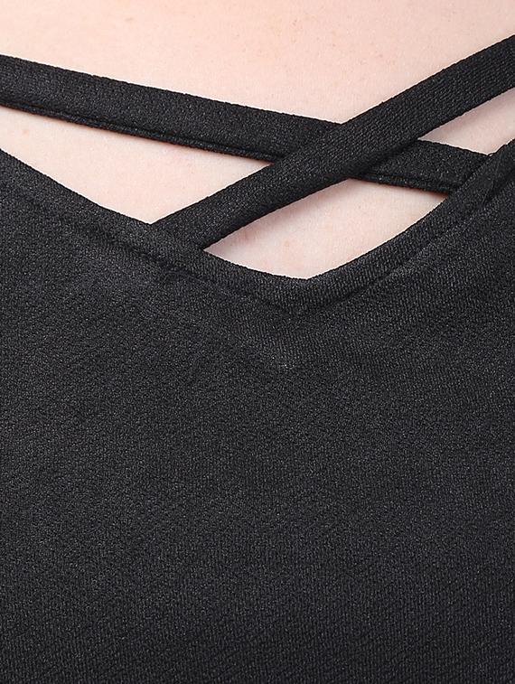 black solid crop top - 15071163 - Zoom Image - 4