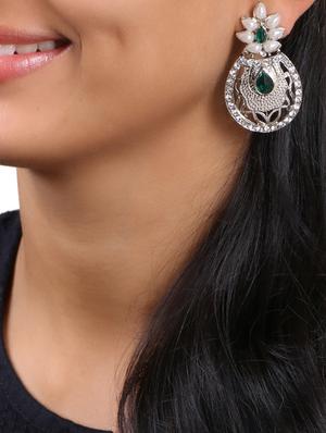 green copper studs earring - 15087413 - Standard Image - 4