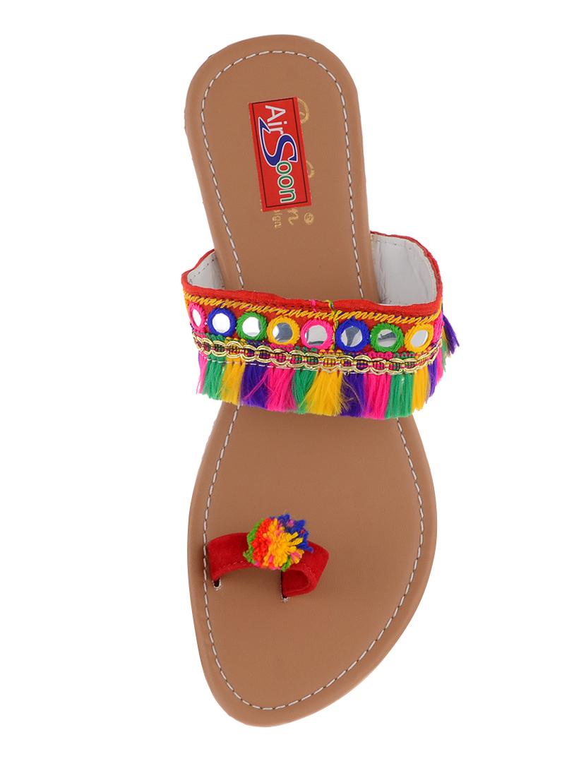 multi colored one toe kolhapuri - 15105638 - Zoom Image - 4