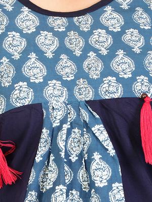 blue cotton a-line kurta - 15106252 - Standard Image - 4