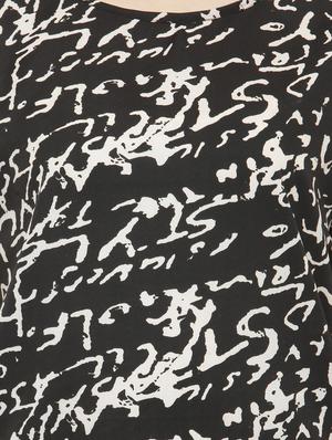 black printed crepe top - 15115244 - Standard Image - 4