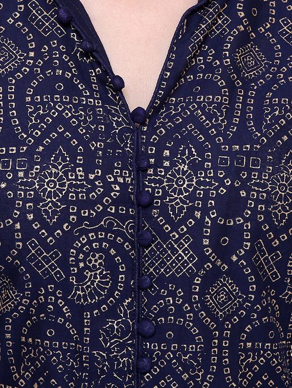 blue cotton flared kurta - 15115349 - Zoom Image - 4