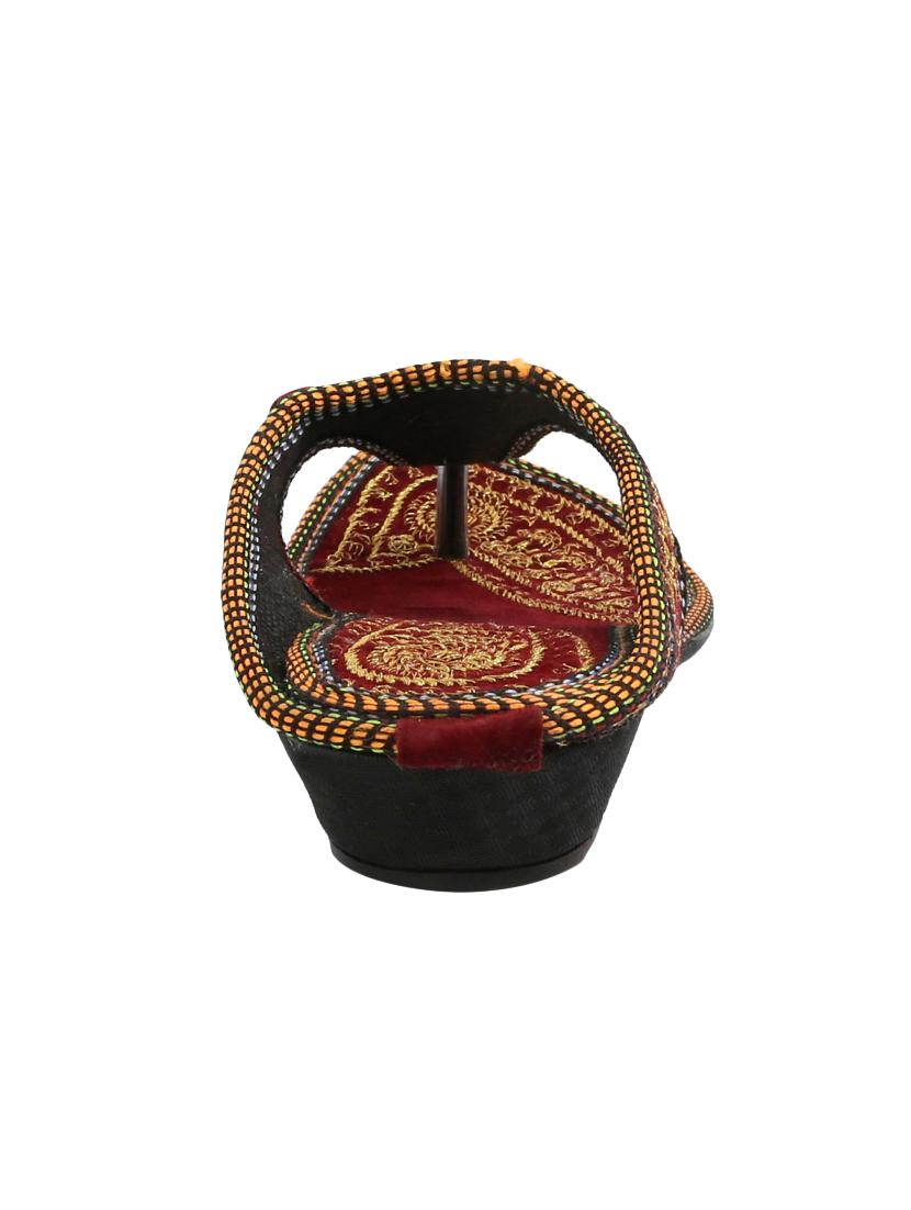 maroon ethnic sandal - 15116784 - Zoom Image - 4