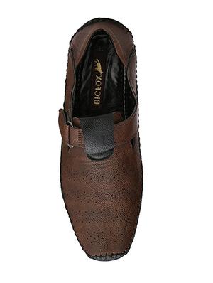 brown leatherette back strap sandals - 15121090 - Standard Image - 4