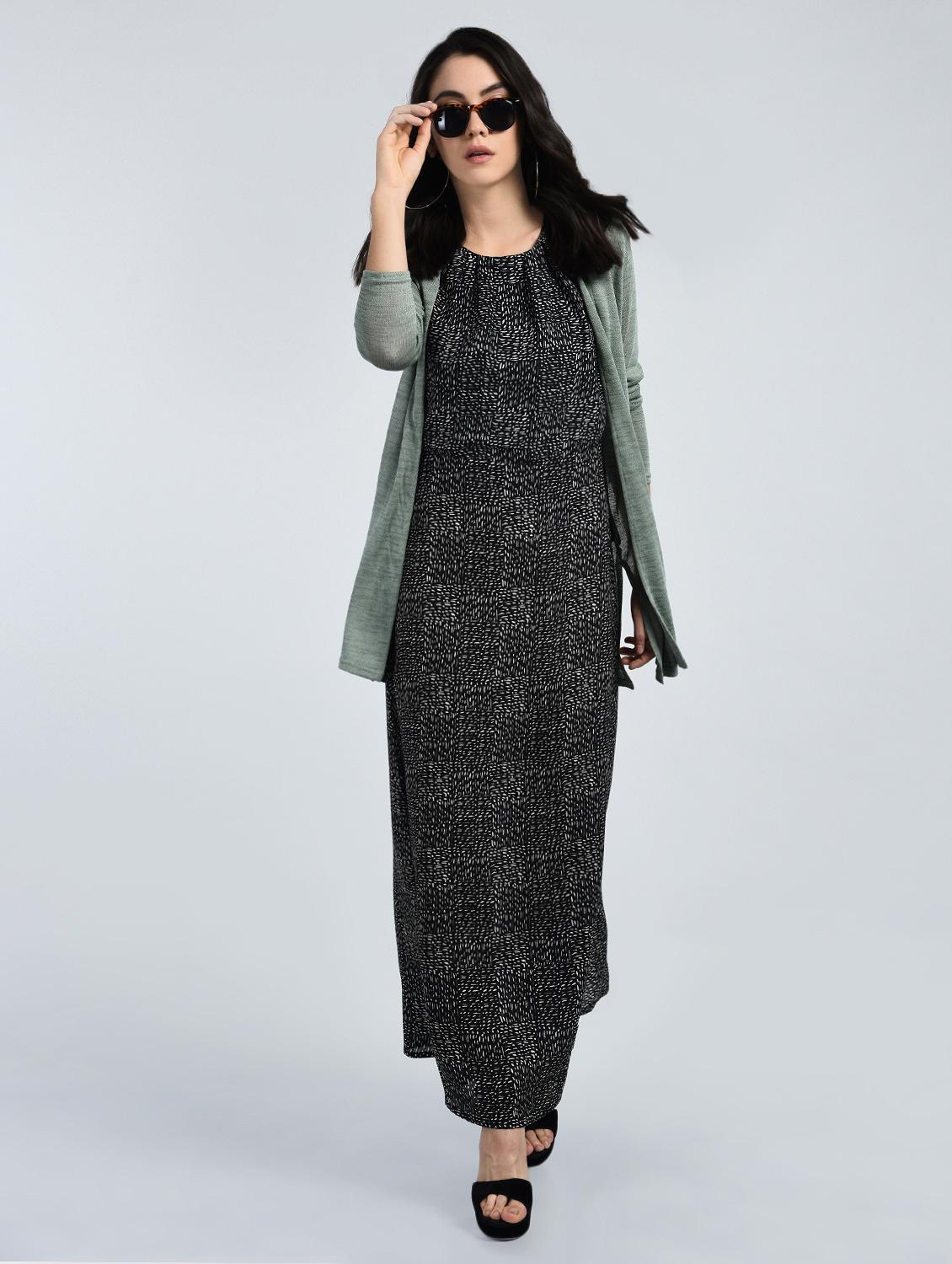 Pleated neck maxi dress - 15121396 - Zoom Image - 4
