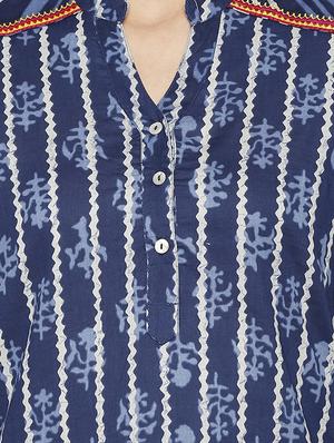 blue cotton straight kurta - 15122364 - Standard Image - 4