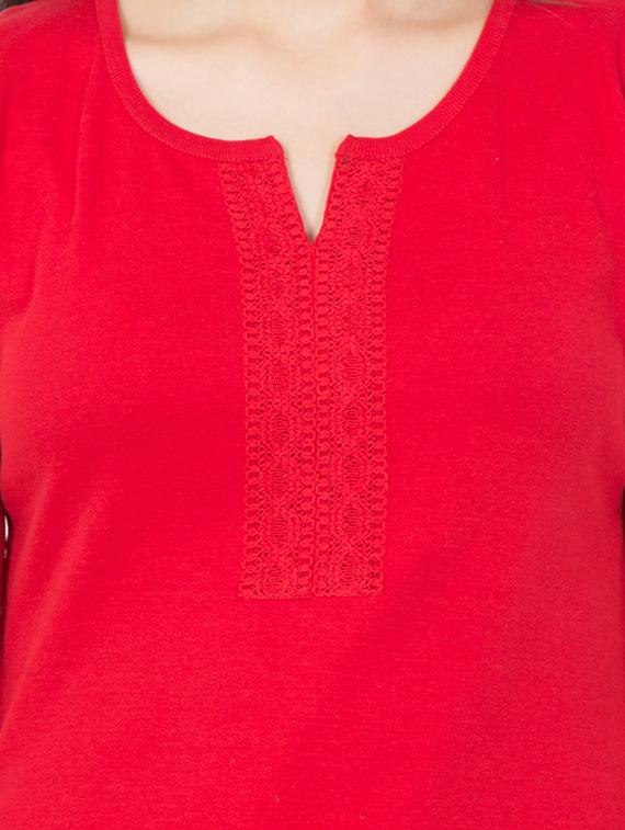 Notch Neck Lace Detail Top - 15132516 - Zoom Image - 4