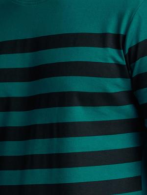 green cotton t-shirt - 15136177 - Standard Image - 4