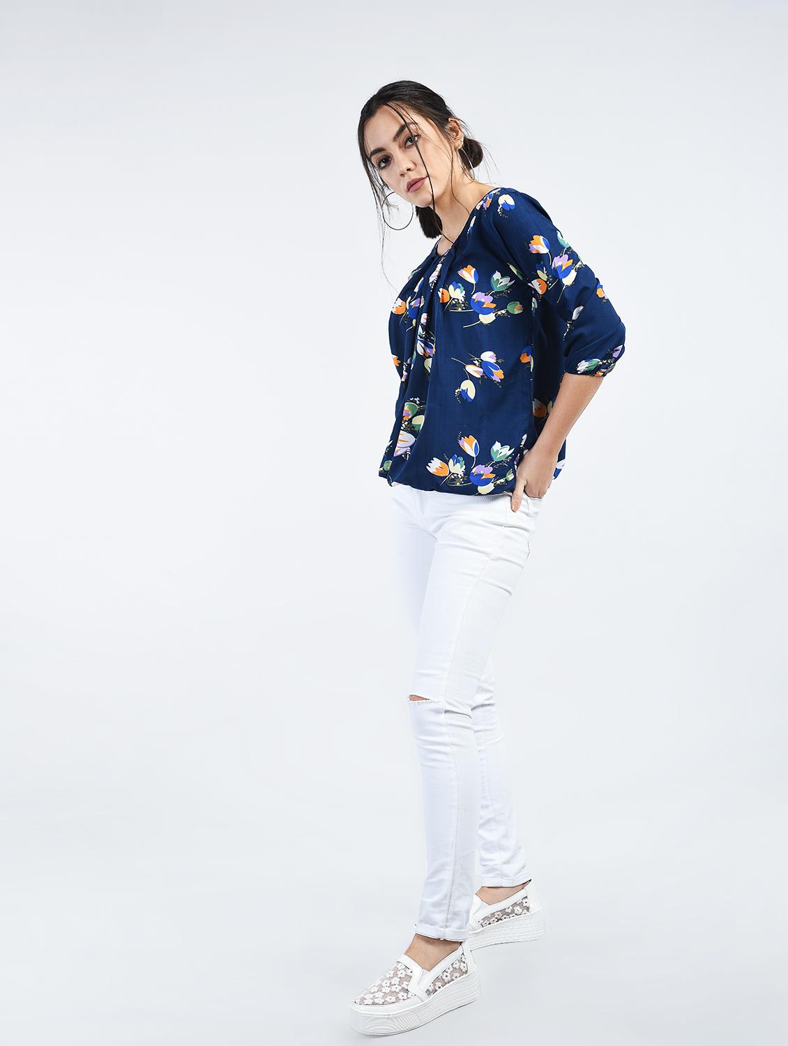 pleated neck floral blouson top - 15165103 - Zoom Image - 4