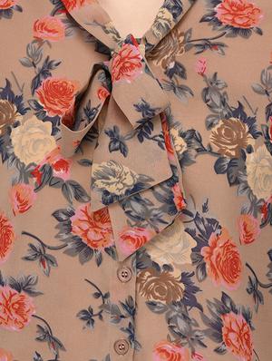 tie knot neck floral bell sleeved shirt - 15169506 - Standard Image - 4