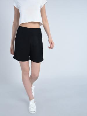 solid black viscose shorts - 15211109 - Standard Image - 4
