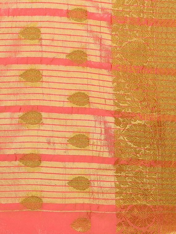peach silk blend banarasi saree with blouse - 15225824 - Zoom Image - 4