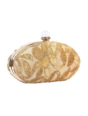 gold canvas regular clutch - 15243977 - Standard Image - 4