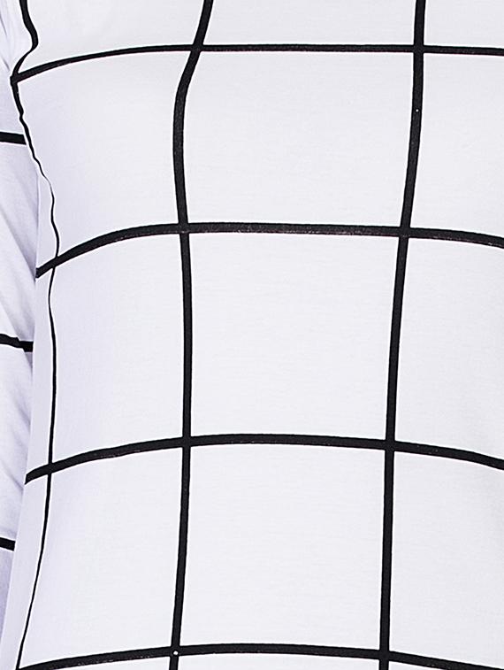 grid pattern round neck tee - 15268128 - Zoom Image - 4