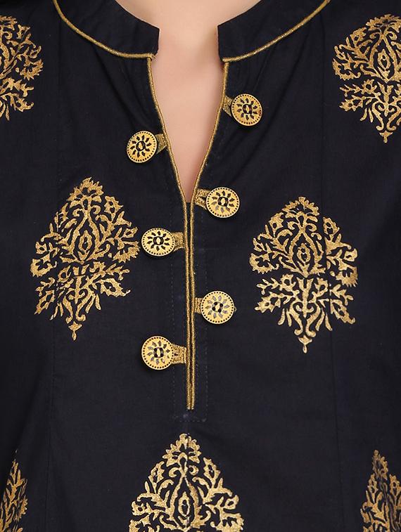 blue cotton anarkali kurta - 15278059 - Zoom Image - 4