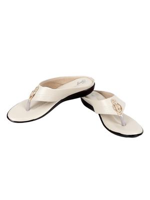 white faux leather flip flops - 15291217 - Standard Image - 4