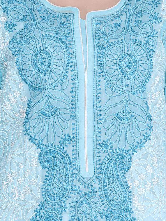straight chikankari kurta - 15318317 - Zoom Image - 4