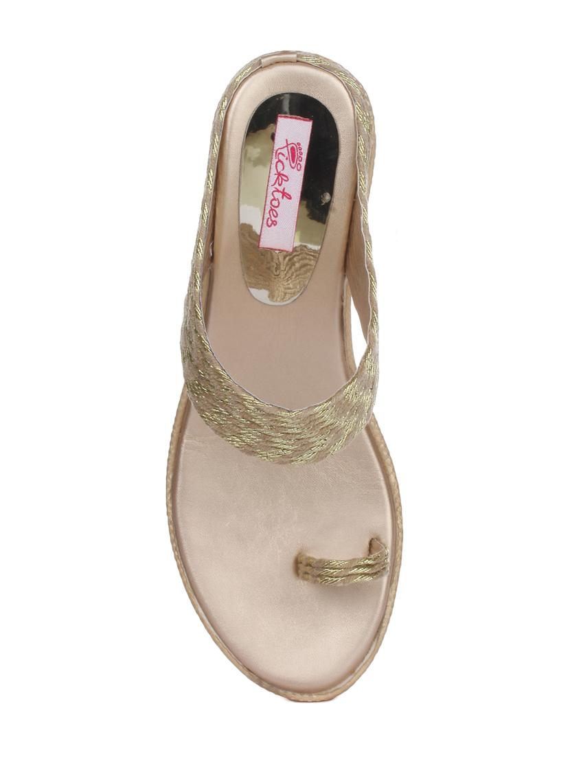 gold one toe wedge - 15318916 - Zoom Image - 4