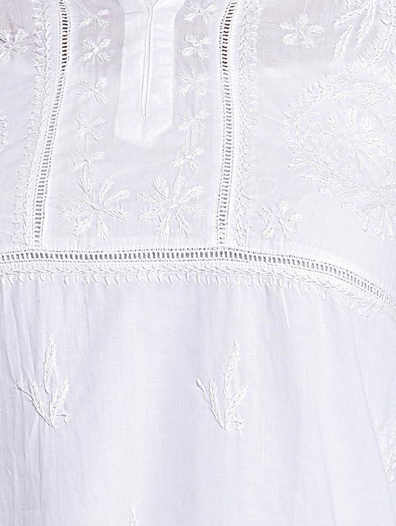 Chikankari straight kurti - 15328831 - Zoom Image - 4