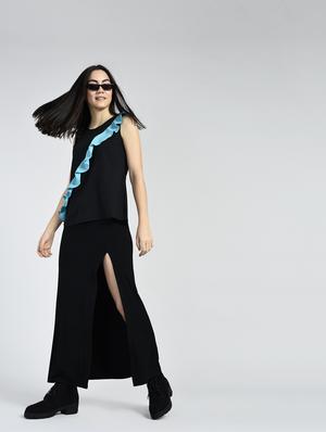 Contrasting ruffle detail top - 15334812 - Standard Image - 4