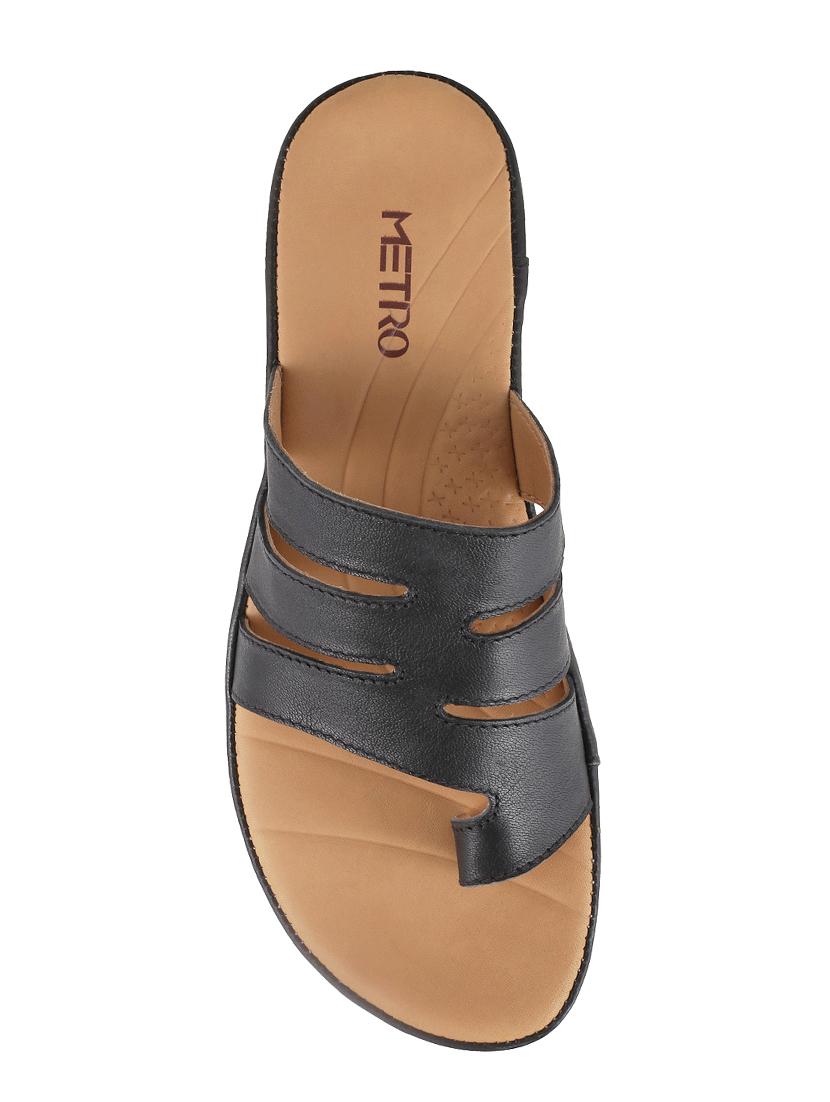 black faux leather toe separator sandals - 15339546 - Zoom Image - 4