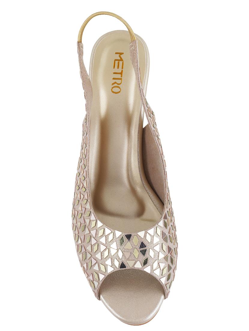 beige back strap sandals - 15339780 - Zoom Image - 4
