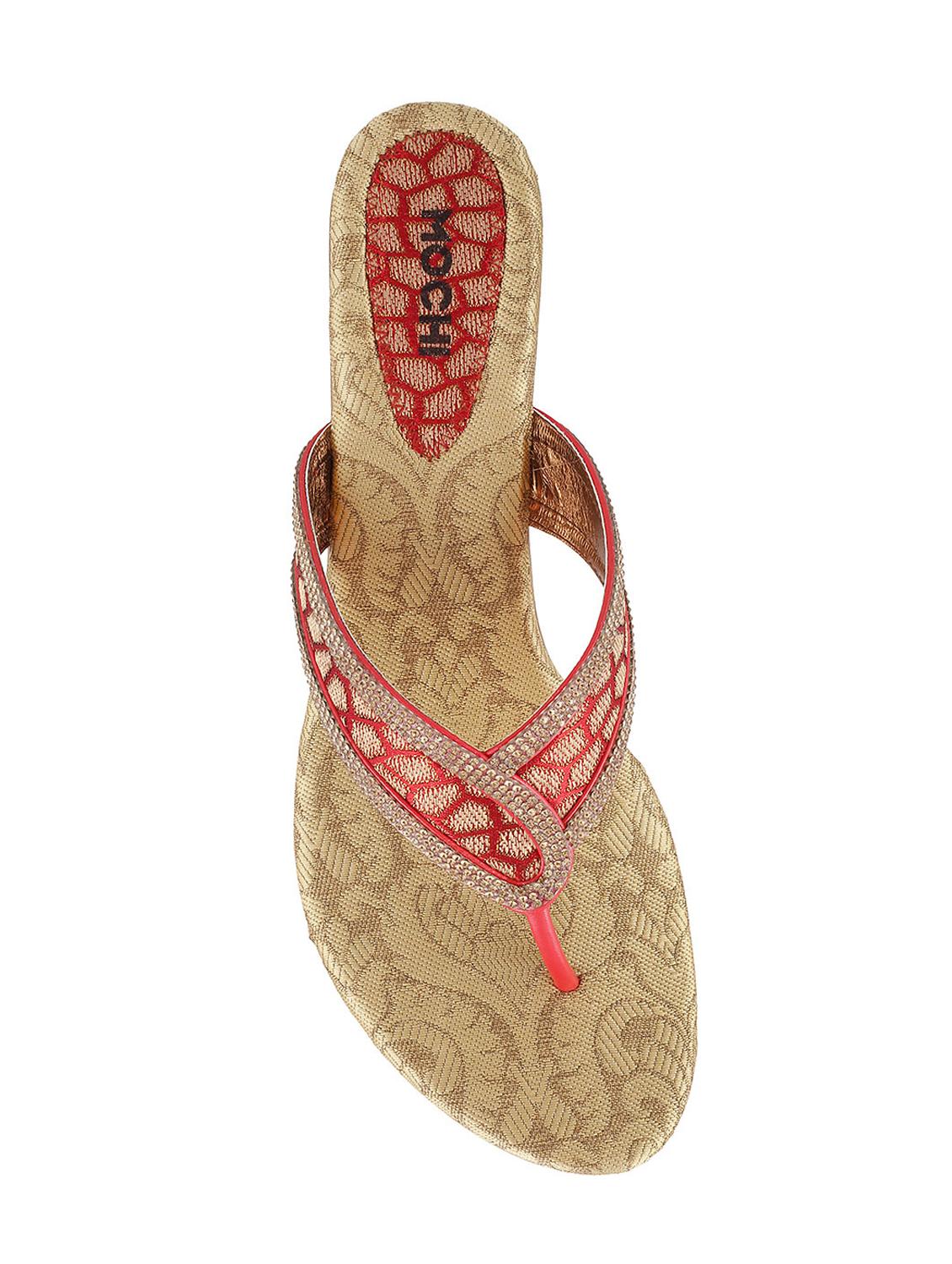 maroon fabric toe separator sandals - 15339882 - Zoom Image - 4