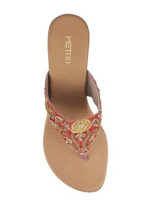 maroon toe separator wedges - 15339889 - Standard Image - 4