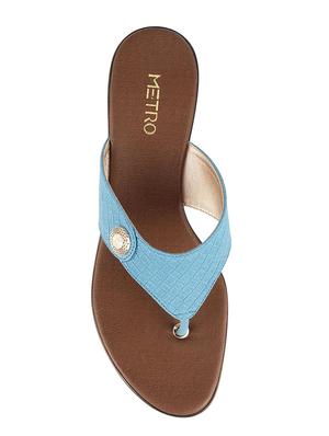 light blue toe separator sandals - 15340001 - Standard Image - 4