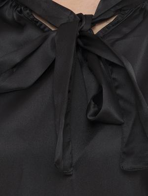 Tie knot neck top - 15341975 - Standard Image - 4